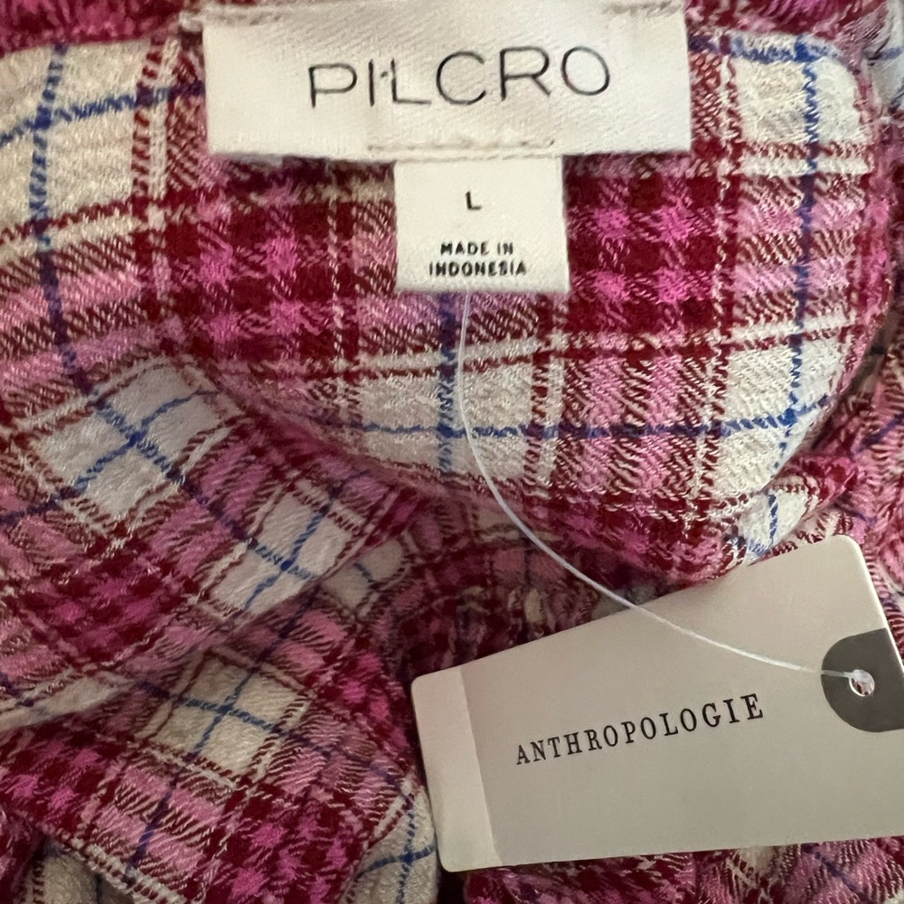 The Keira Collared Button-Front Blouse by Pilcro brand new with tags!